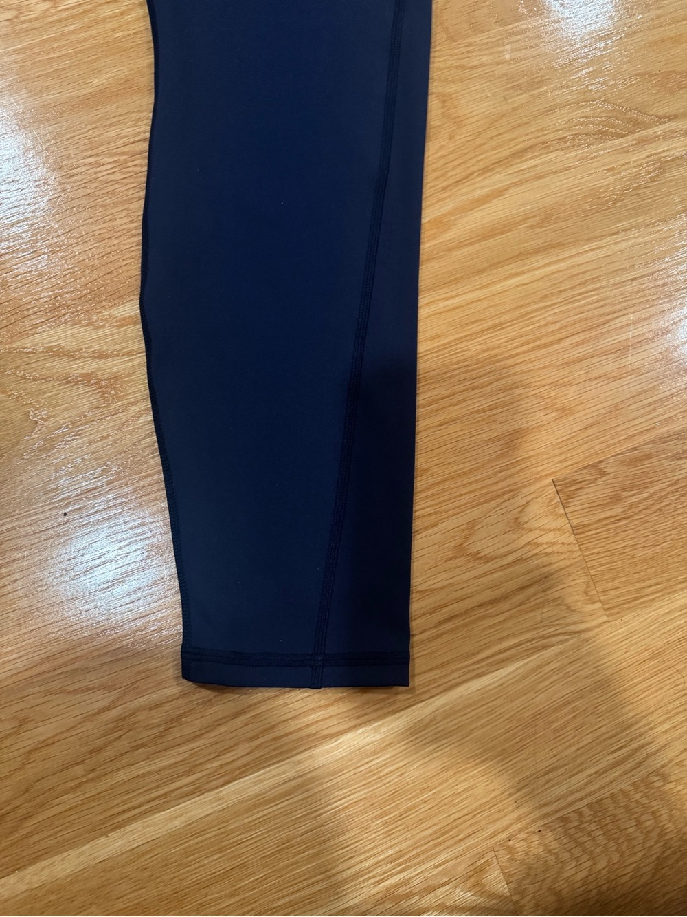 Fabletics PowerHold High Waisted Pocket Leggings Navy Blue Medium Yoga Gym - Picture 7 of 9